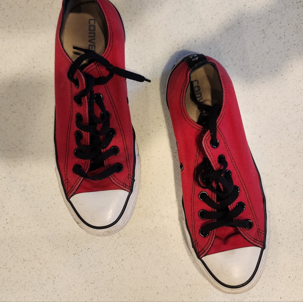 Converse Chuck Taylor All Star Unisex Low Top Shoe